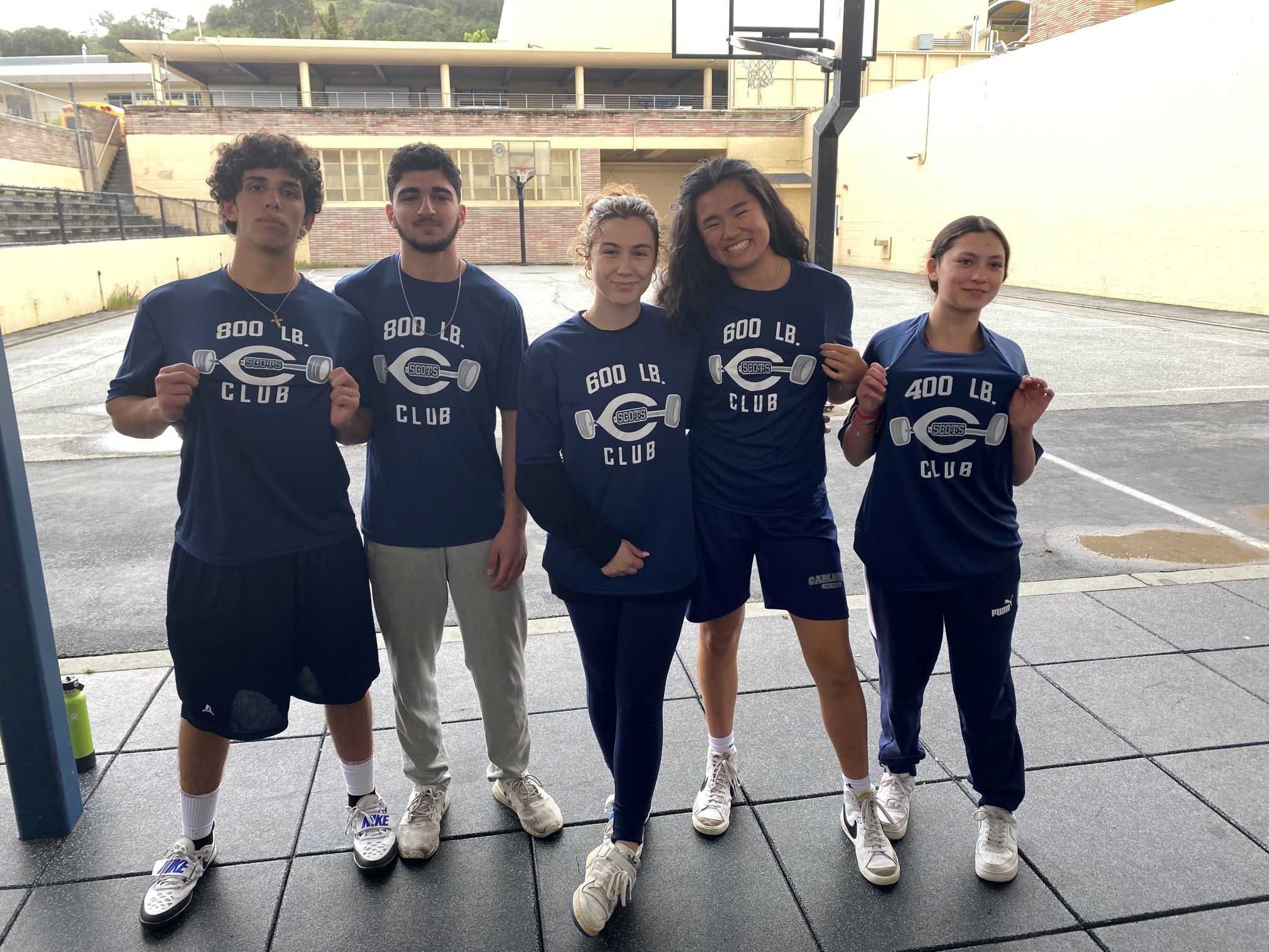 Carlmont PE students in weight training